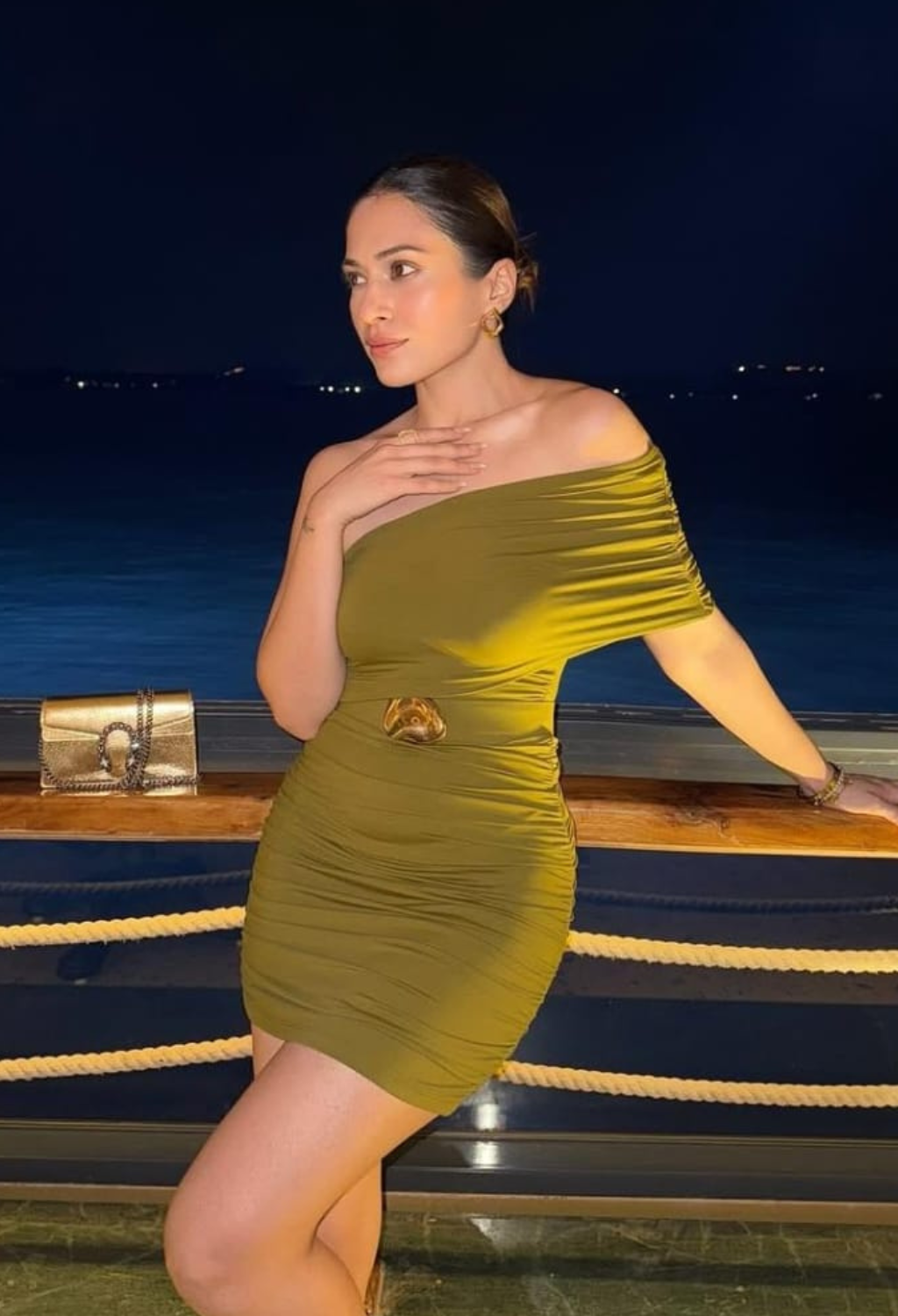 Olive-go one shoulder dress
